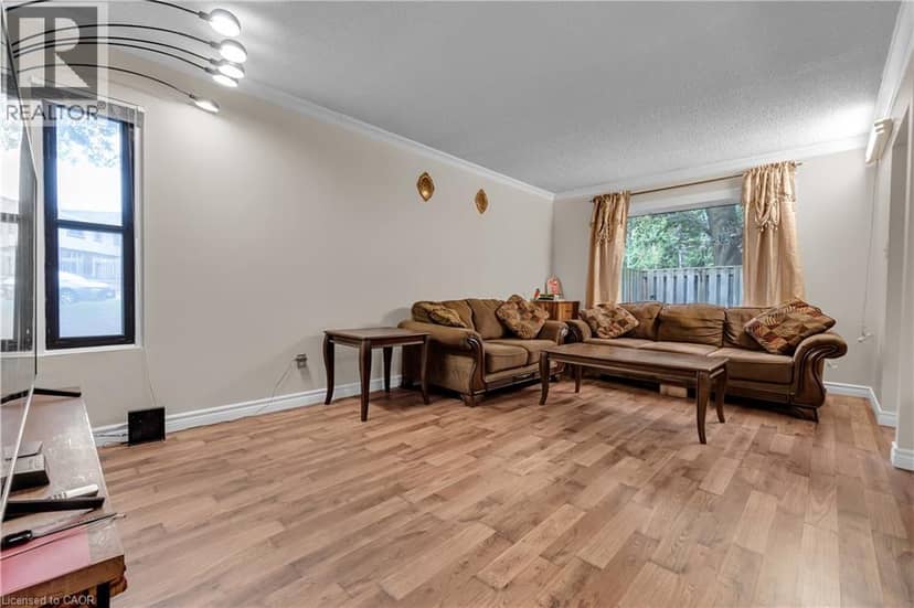 45 MARKSAM Road Unit# 121 — photo 13 of 38