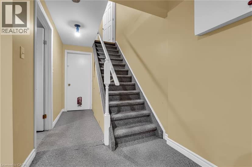 45 MARKSAM Road Unit# 121 — photo 30 of 38