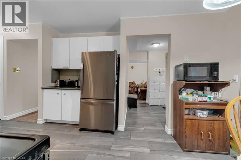 45 MARKSAM Road Unit# 121 — photo 11 of 38