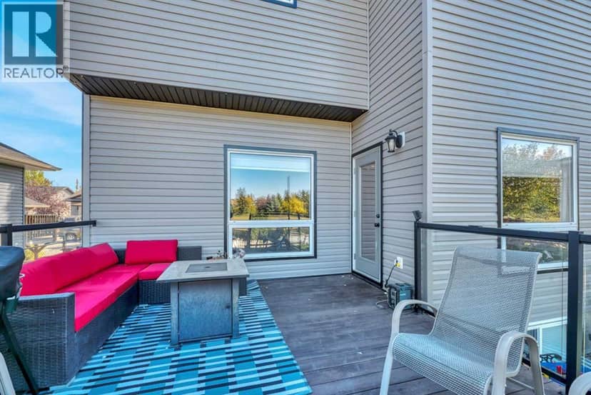 148 Aspen Creek Crescent — photo 38 of 40