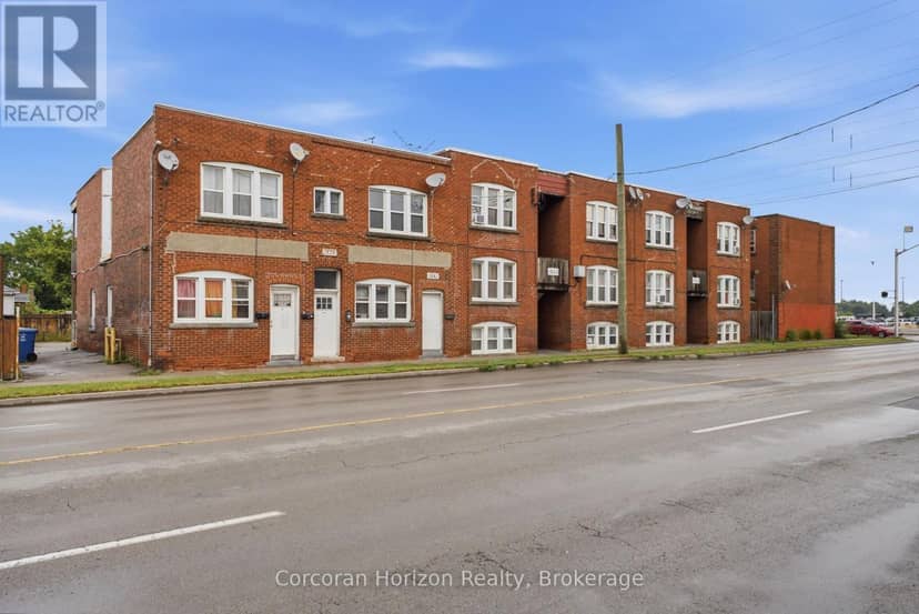 1539-1547 Barton Street E — photo 25 of 26
