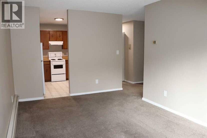 10, 366 94 Avenue SE — photo 10 of 23