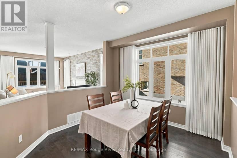 460 West Scugog Lane — photo 6 of 40