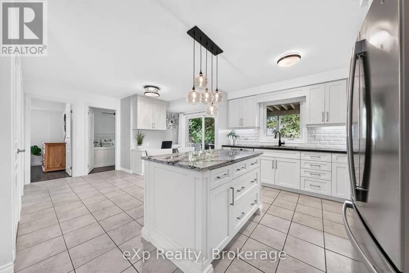 67A Raymond Street — photo 13 of 40