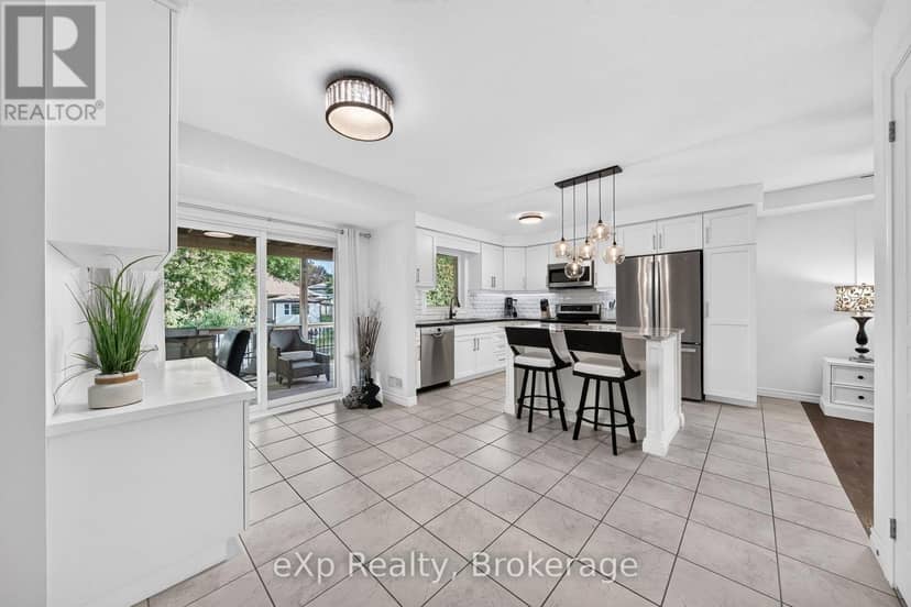 67A Raymond Street — photo 14 of 40