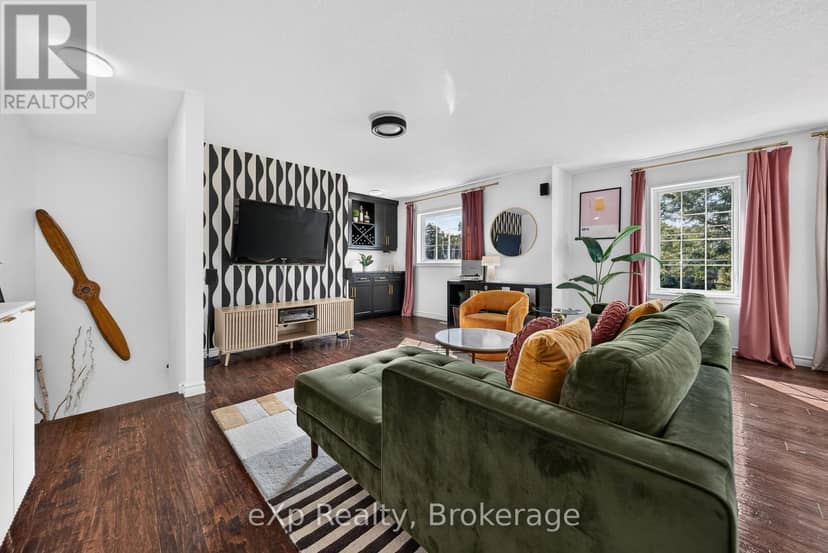 67A Raymond Street — photo 23 of 40