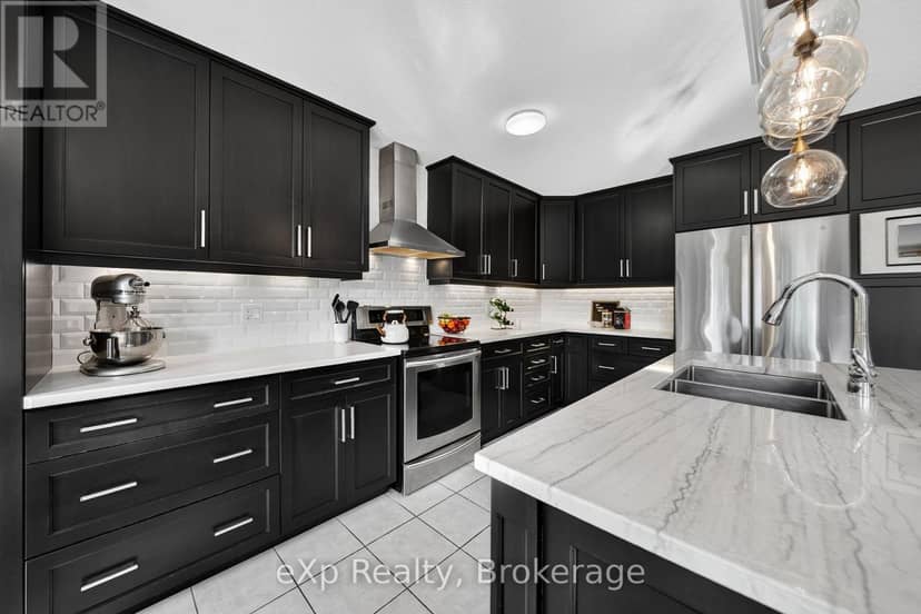 67A Raymond Street — photo 27 of 40