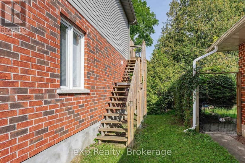 67A Raymond Street — photo 40 of 40