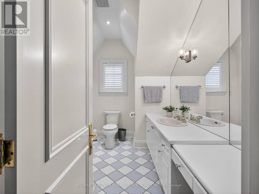 17 Bayview Ridge — photo 39 of 40