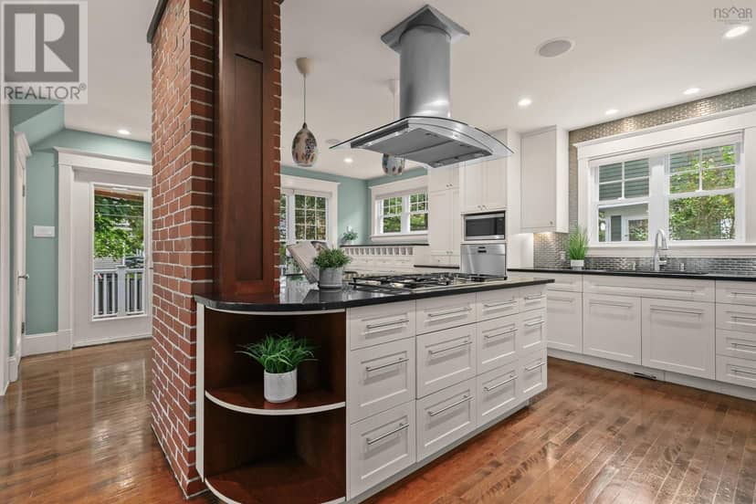 1777 Cambridge Street — photo 11 of 40