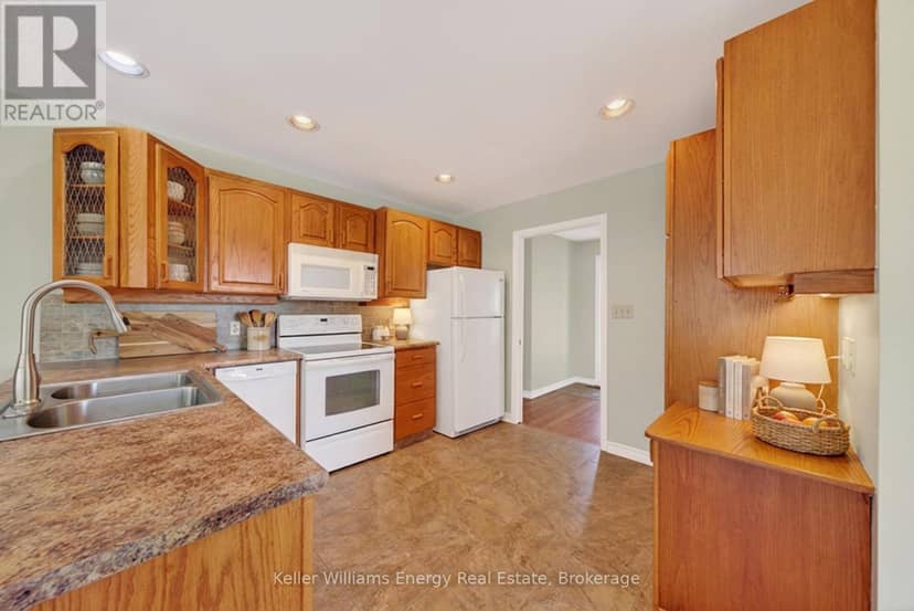 658 Ridge Road — photo 13 of 40