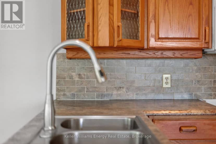 658 Ridge Road — photo 14 of 40