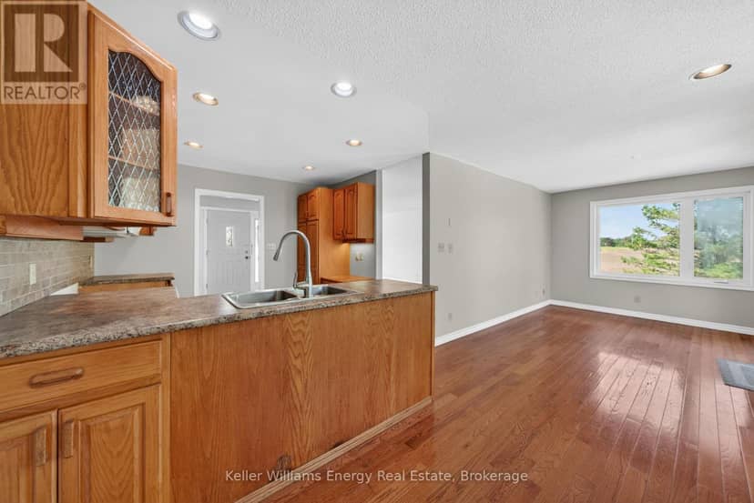 658 Ridge Road — photo 19 of 40