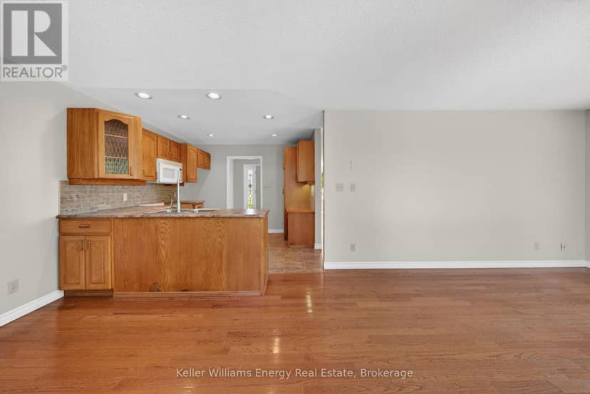 658 Ridge Road — photo 23 of 40