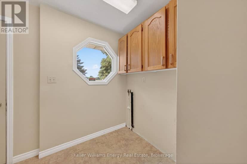 658 Ridge Road — photo 33 of 40