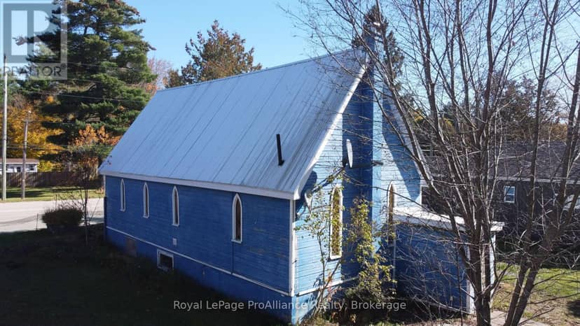 14184 Hwy 41, Addington Highlands