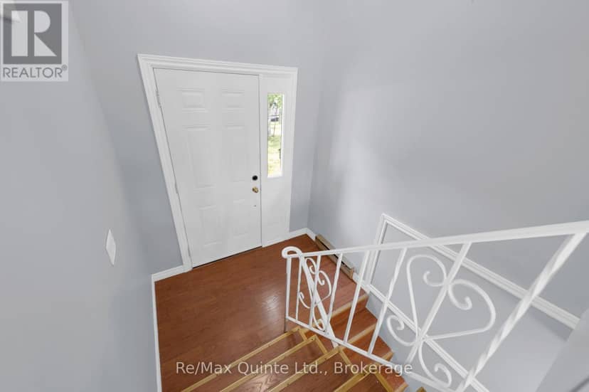 108 Nicholas Street, Quinte West, photo 6