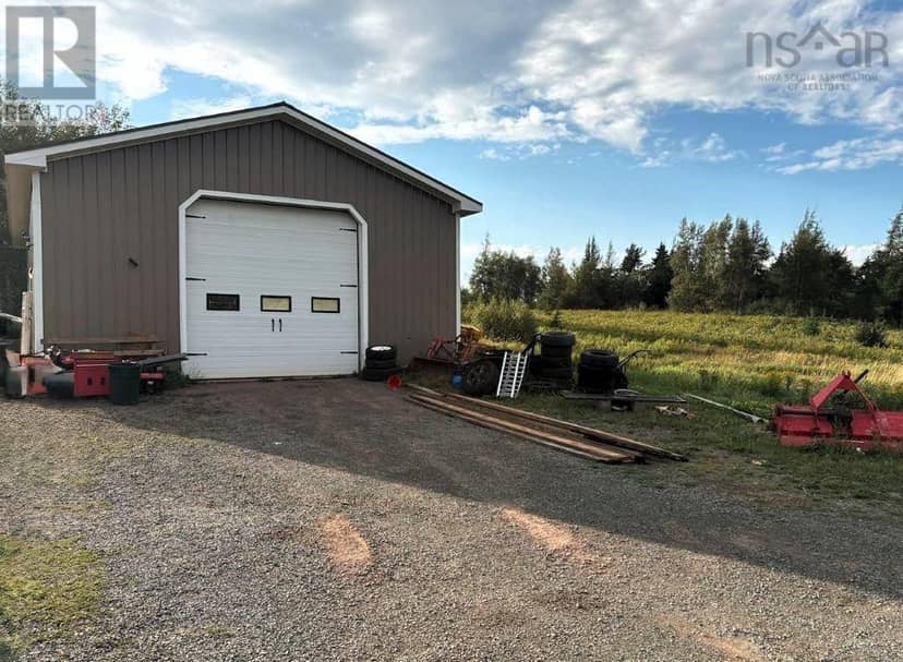 3895 Barronsfield Road — photo 2 of 3