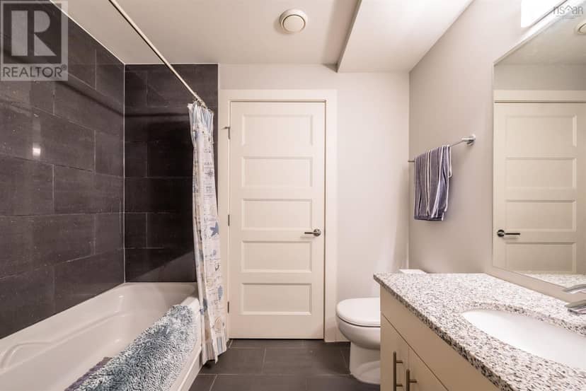 304 15 Kings Wharf Place — photo 14 of 27