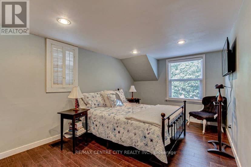 465 Ashland Avenue — photo 18 of 40