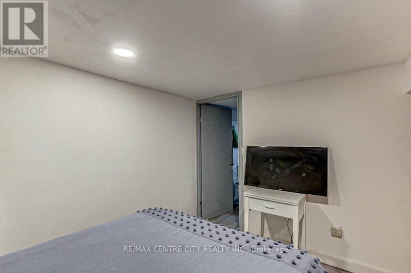 465 Ashland Avenue — photo 37 of 40