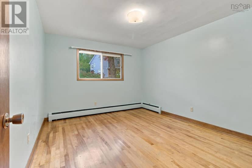 49 Tremont Drive — photo 14 of 39