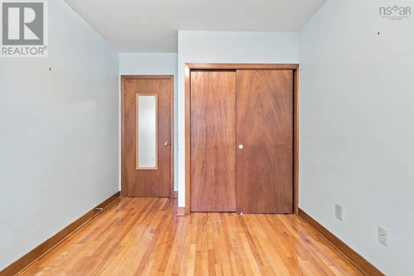 49 Tremont Drive — photo 19 of 39