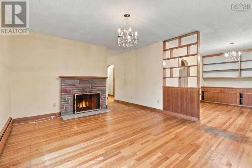 49 Tremont Drive — photo 8 of 39
