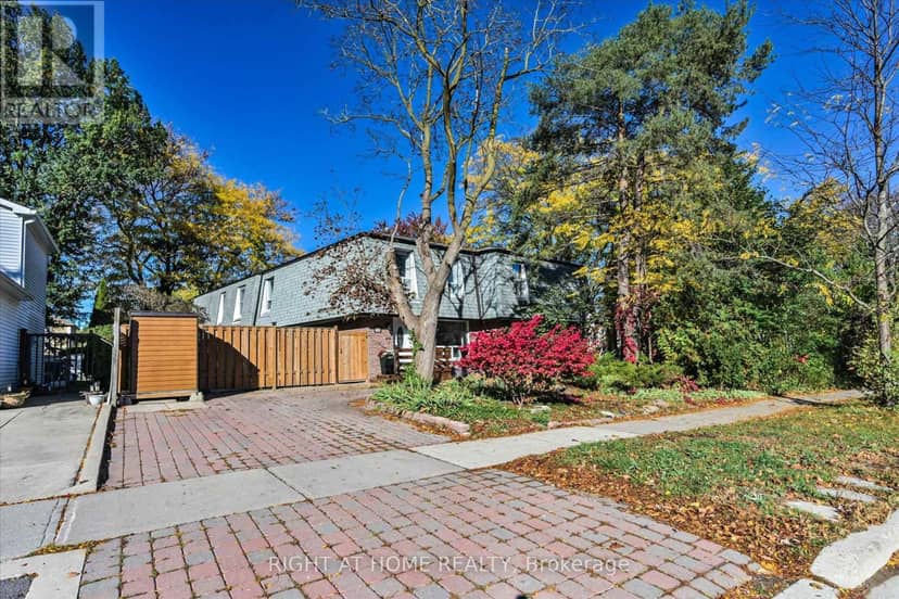124 Springhead Gardens, Richmond Hill, photo 5