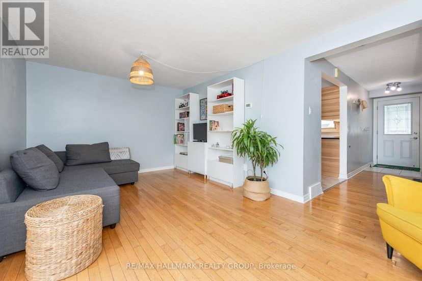121 - 1045 Morrison Drive — photo 16 of 40