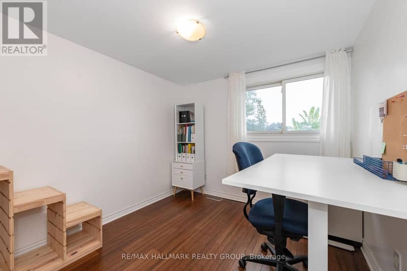 121 - 1045 Morrison Drive — photo 25 of 40