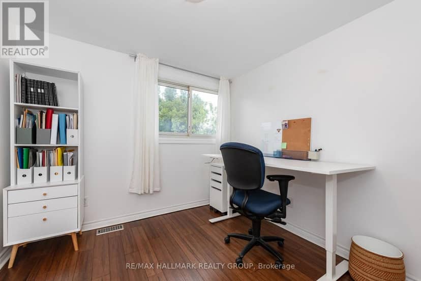 121 - 1045 Morrison Drive — photo 26 of 40