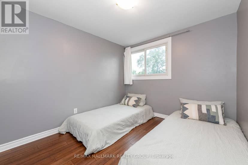121 - 1045 Morrison Drive — photo 29 of 40