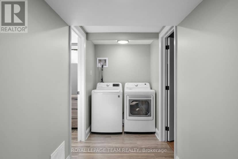 906 Russell Road — photo 19 of 29