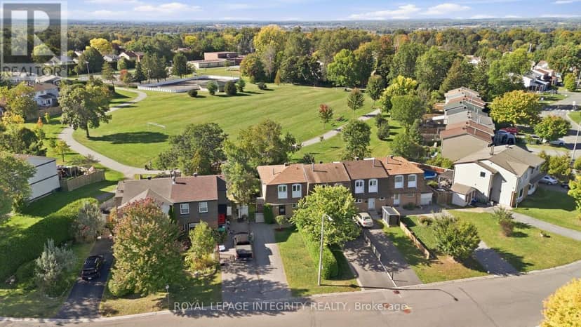 909 Lawnsberry Drive, Ottawa, photo 2