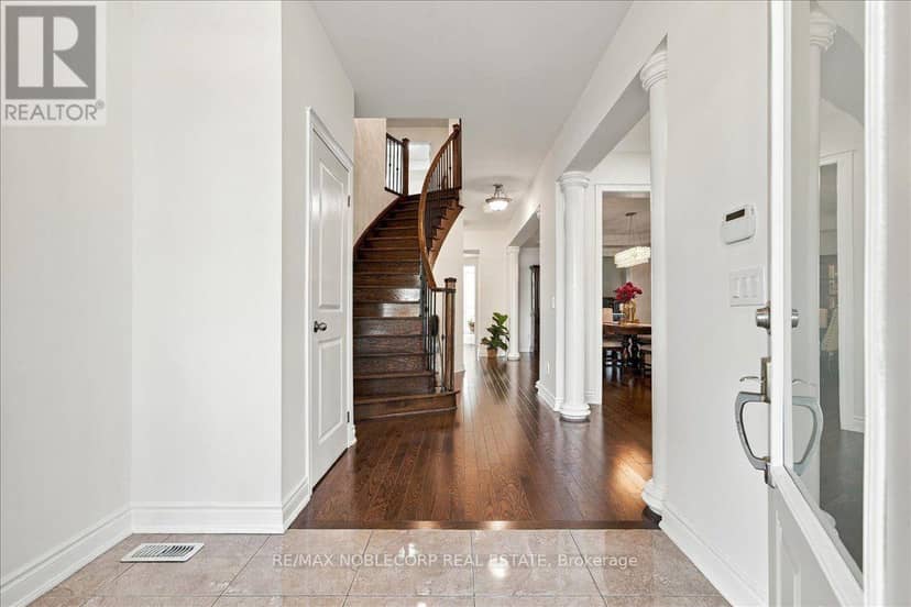 14 Solstice Street, Brampton, photo 5
