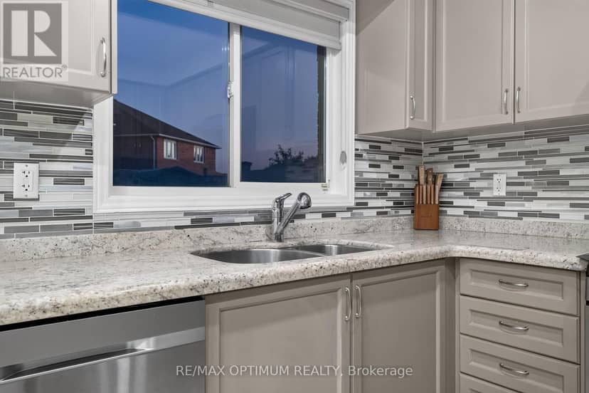 120 Zia Dodda Crescent — photo 16 of 40