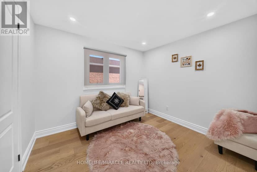 3034 Runcorn Row — photo 32 of 40