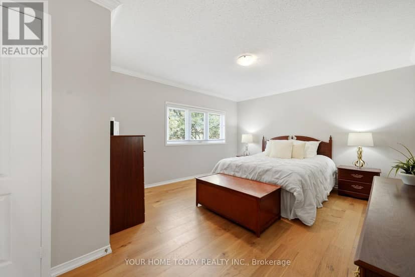 58 Chester Crescent — photo 20 of 40