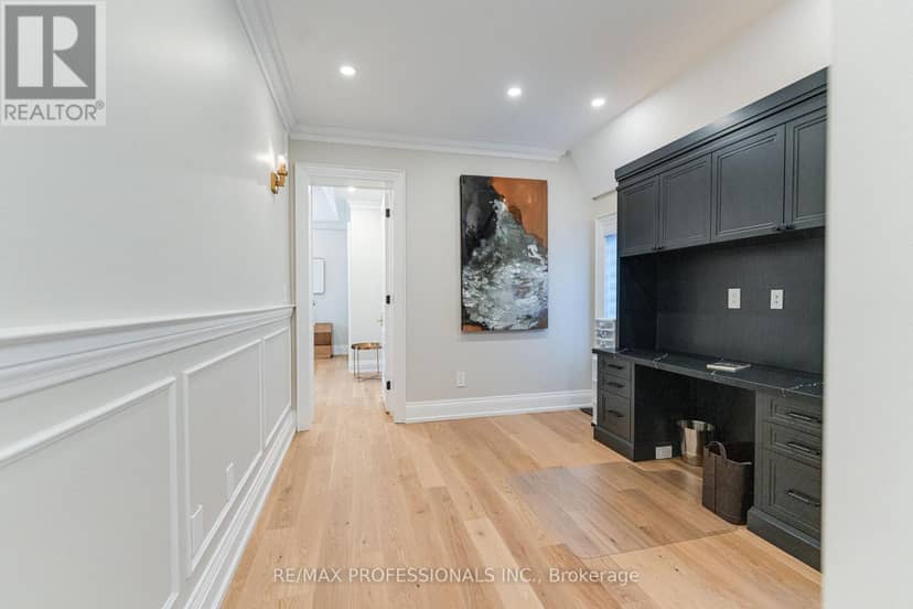 161 The Kingsway — photo 23 of 40