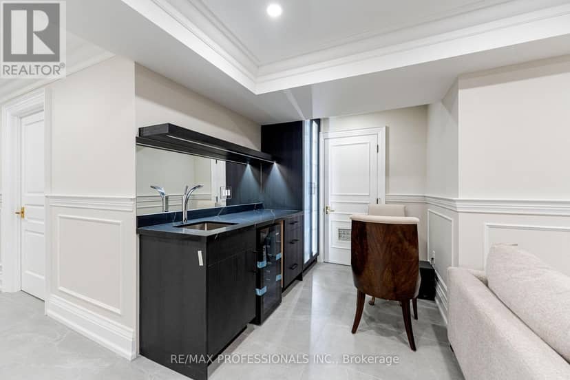 161 The Kingsway — photo 40 of 40