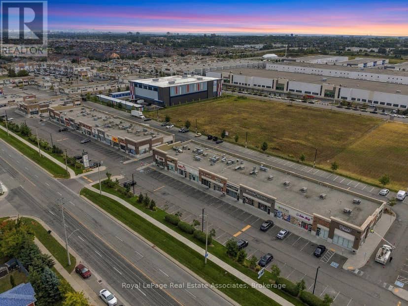16 - 3975 Eglinton Avenue W — photo 30 of 32