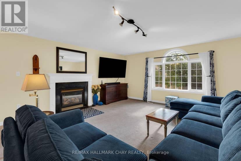 6 Whispering Pine Place — photo 16 of 40