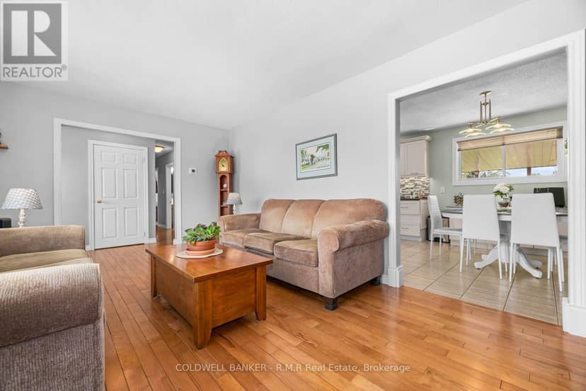 453 Brimley Road S — photo 9 of 40