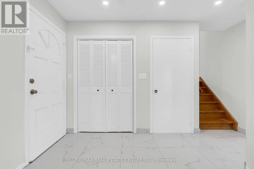 4448 Mitchell Avenue — photo 15 of 40