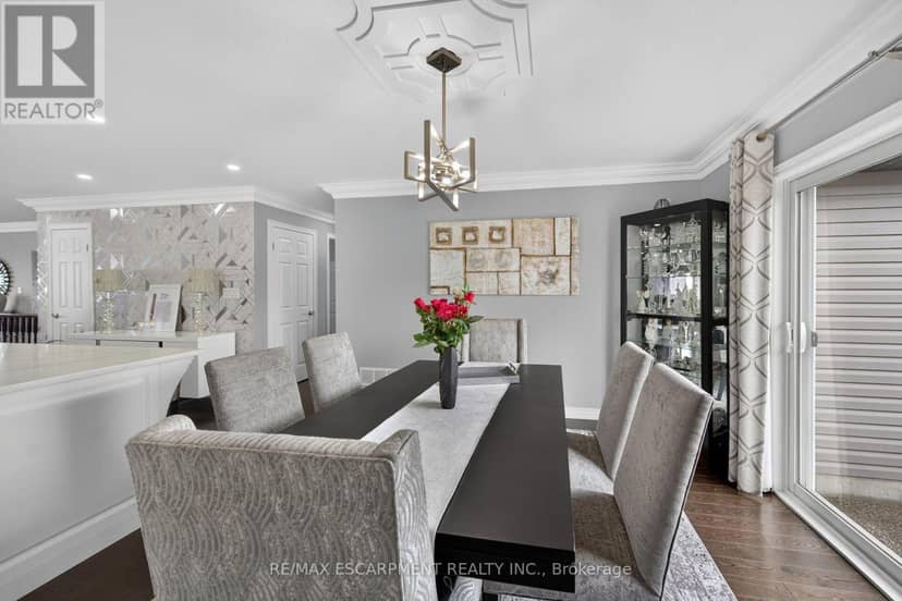 18 Linda Crescent — photo 18 of 40