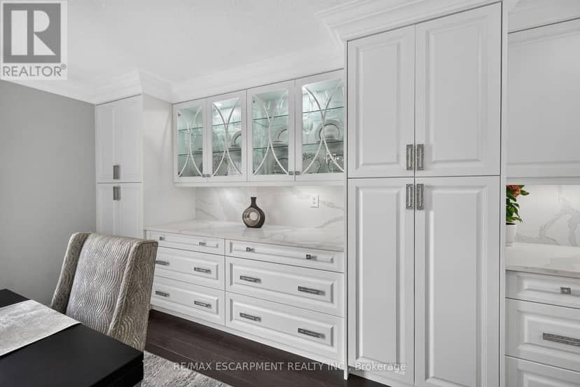 18 Linda Crescent — photo 24 of 40