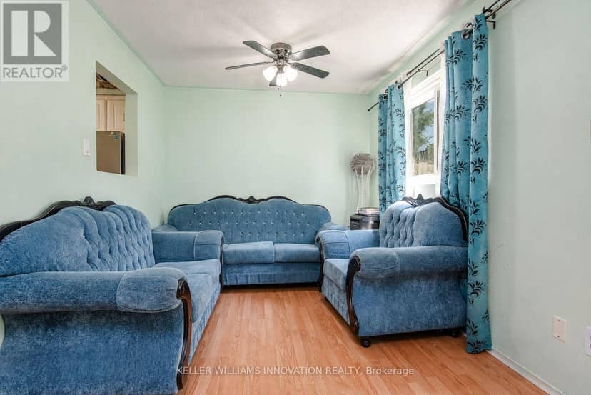 C - 304 Bluevale Street N, Waterloo, photo 4