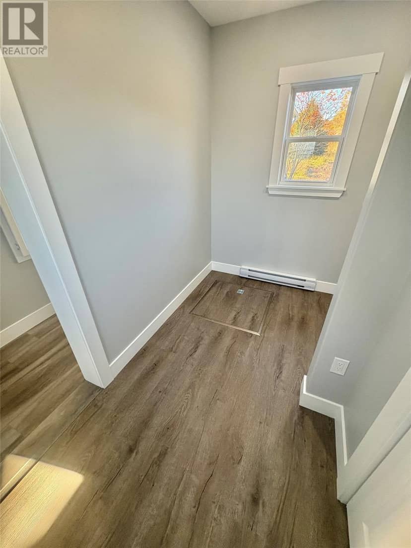 81A Commonwealth Drive — photo 14 of 33