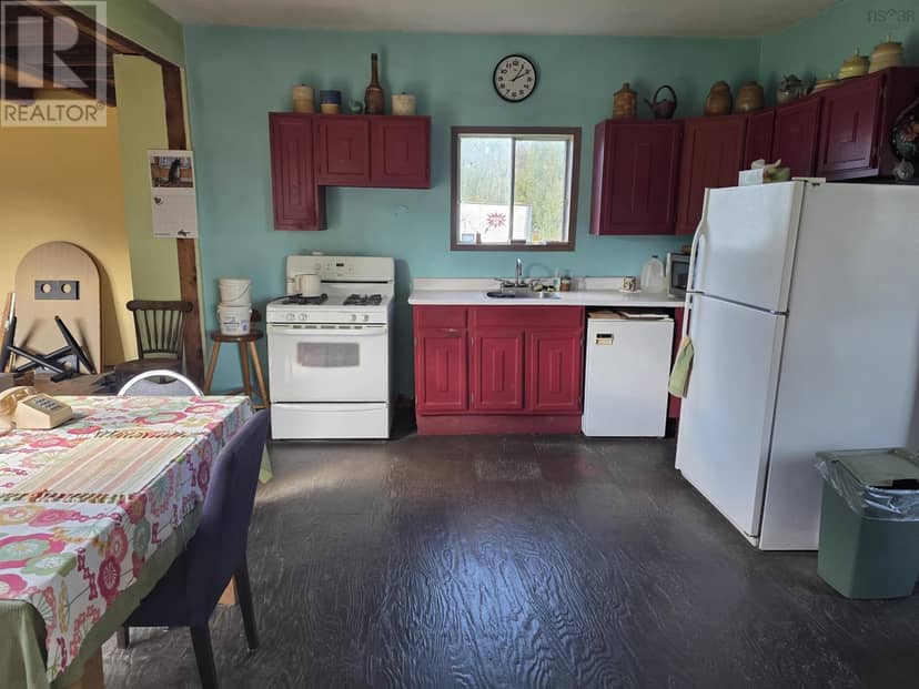 553 BLACK RIVER Road — photo 5 of 25